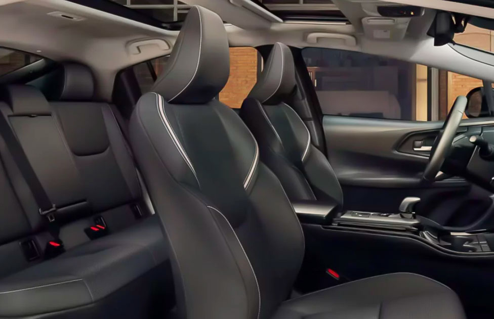 2025 Toyota Prius Interior